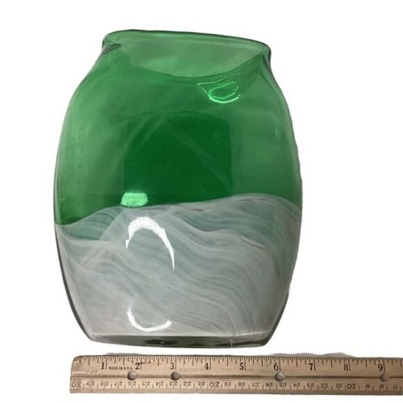 Crate and Barrel IDRA 10” Green Glass Vase Made In Poland Christmas Gift - Picture 5 of 5